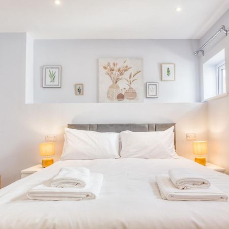Suite 3 - 1 Bed Apartment King Size Bed 林肯 外观 照片